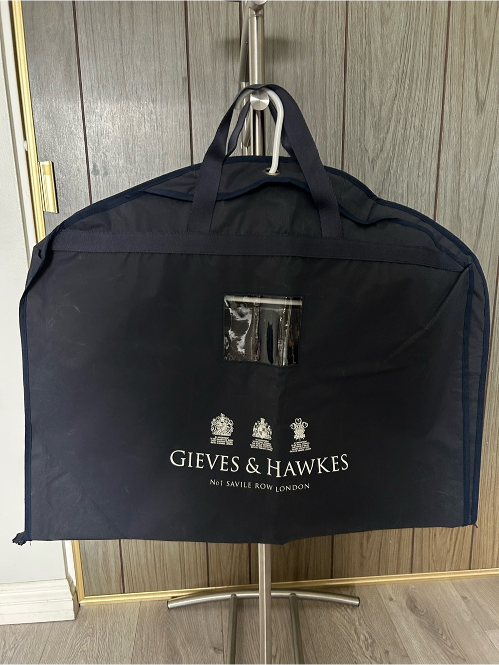 Gieves & Hawkes Garment Bag - Men's Travel Cover